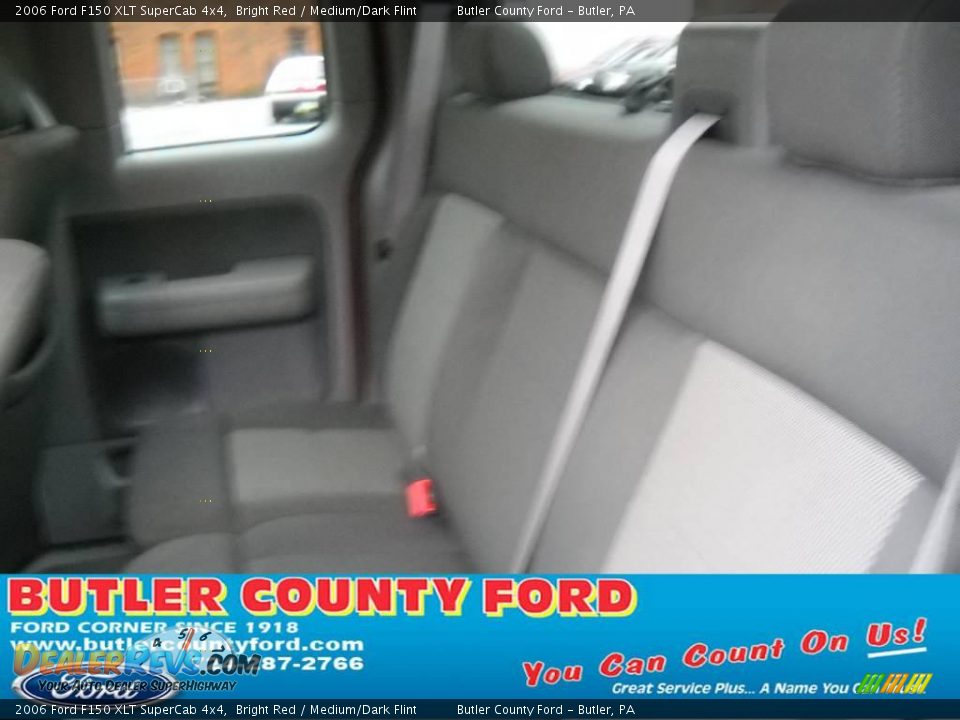 2006 Ford F150 XLT SuperCab 4x4 Bright Red / Medium/Dark Flint Photo #12