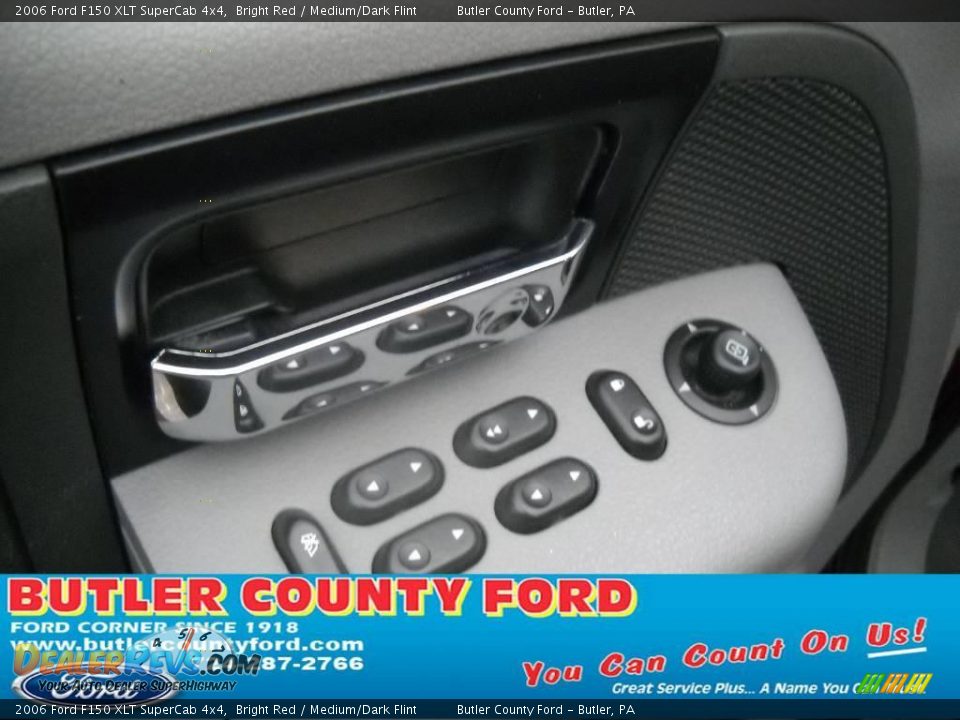 2006 Ford F150 XLT SuperCab 4x4 Bright Red / Medium/Dark Flint Photo #21