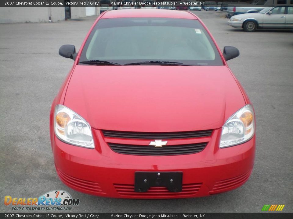 2007 Chevrolet Cobalt LS Coupe Victory Red / Gray Photo #12