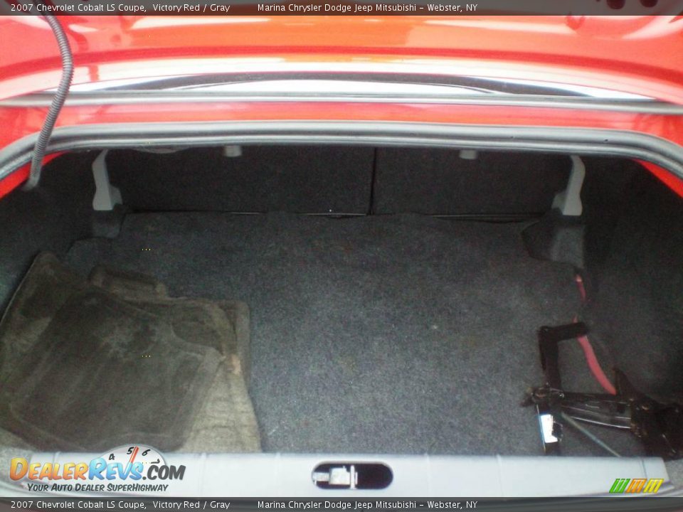2007 Chevrolet Cobalt LS Coupe Victory Red / Gray Photo #17