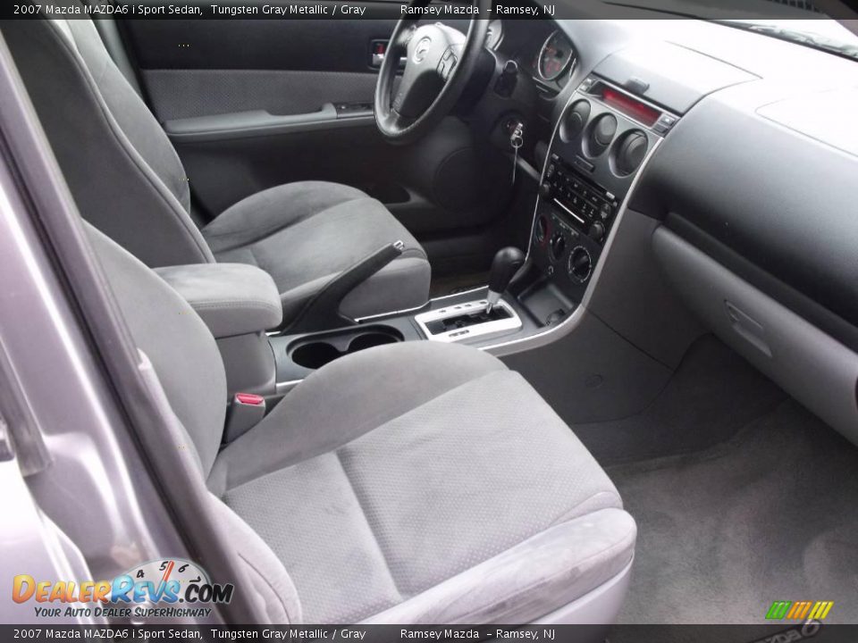 2007 Mazda MAZDA6 i Sport Sedan Tungsten Gray Metallic / Gray Photo #10