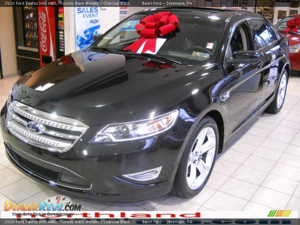 2010 Ford Taurus SHO AWD Tuxedo Black Metallic / Charcoal Black Photo #1