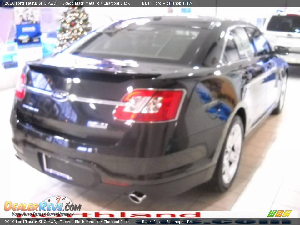 2010 Ford Taurus SHO AWD Tuxedo Black Metallic / Charcoal Black Photo #7