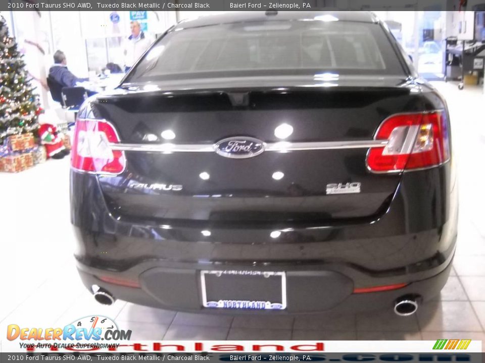 2010 Ford Taurus SHO AWD Tuxedo Black Metallic / Charcoal Black Photo #8