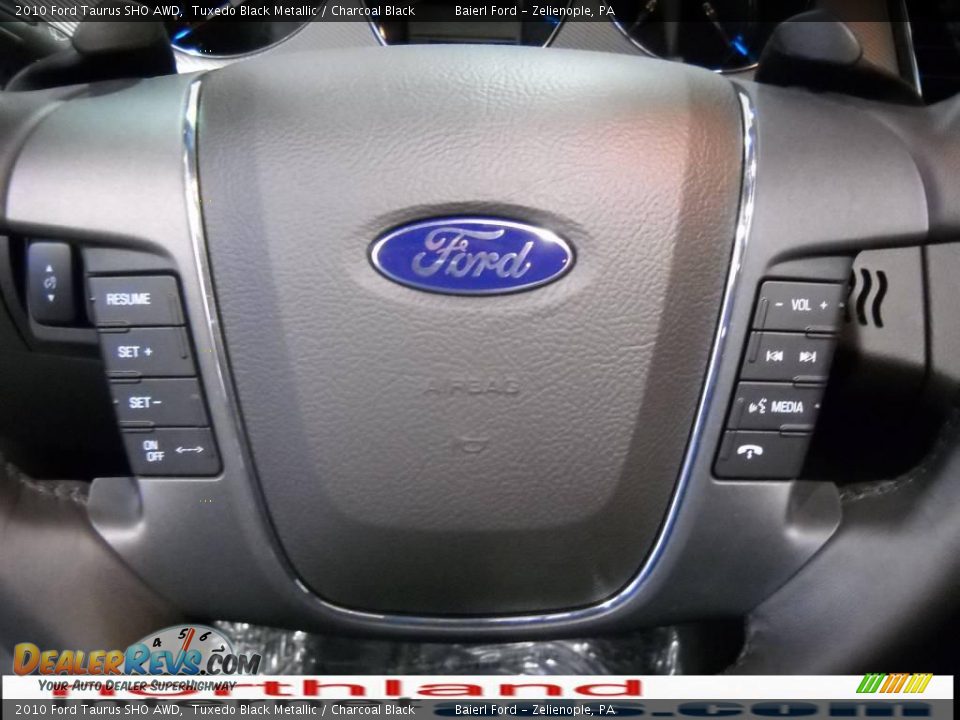 2010 Ford Taurus SHO AWD Tuxedo Black Metallic / Charcoal Black Photo #19