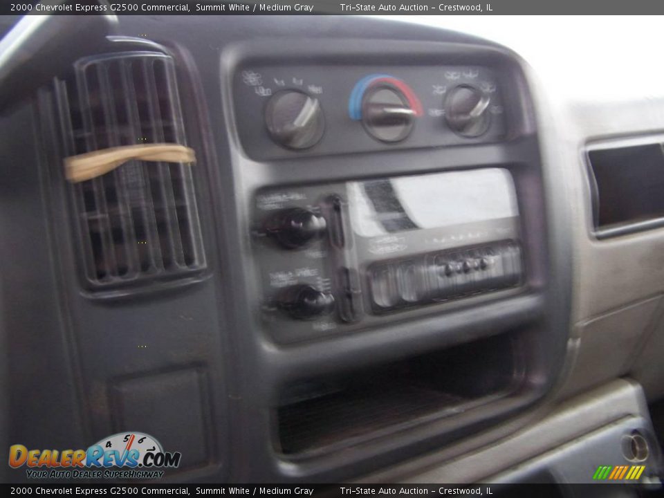 2000 Chevrolet Express G2500 Commercial Summit White / Medium Gray Photo #12