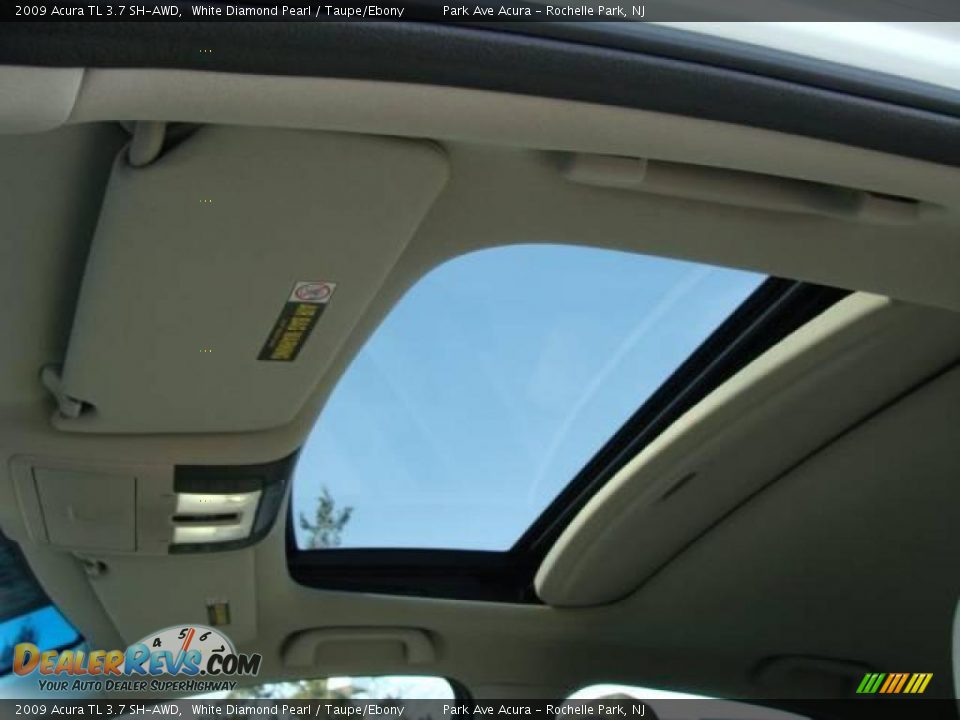 2009 Acura TL 3.7 SH-AWD White Diamond Pearl / Taupe/Ebony Photo #17