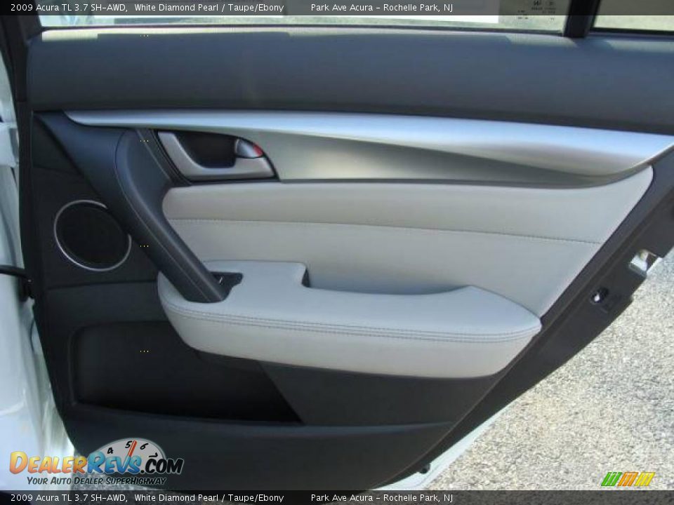 2009 Acura TL 3.7 SH-AWD White Diamond Pearl / Taupe/Ebony Photo #19