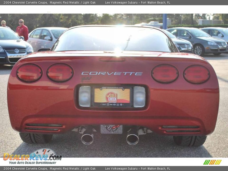 2004 Chevrolet Corvette Coupe Magnetic Red Metallic / Light Oak Photo #4