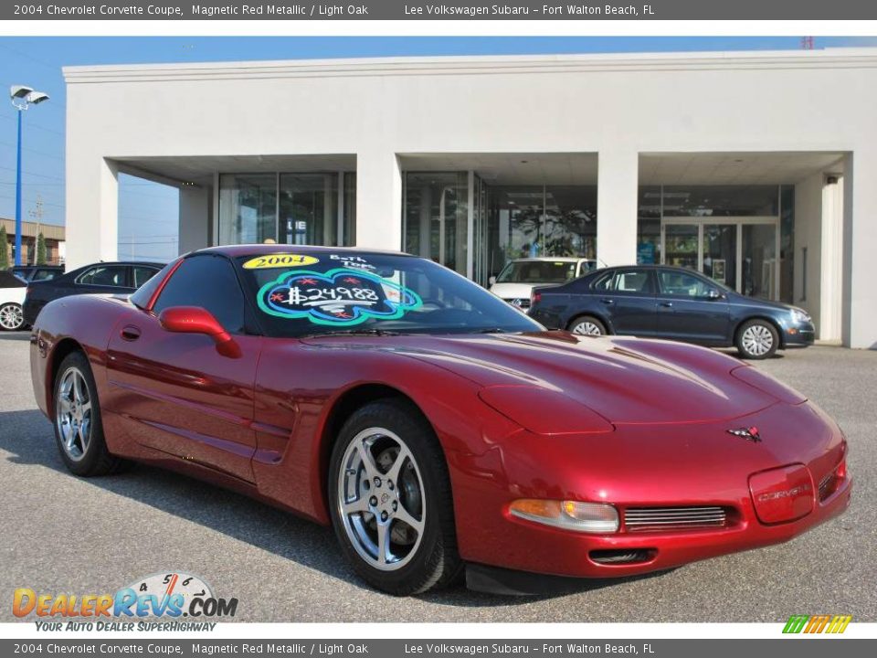 2004 Chevrolet Corvette Coupe Magnetic Red Metallic / Light Oak Photo #7