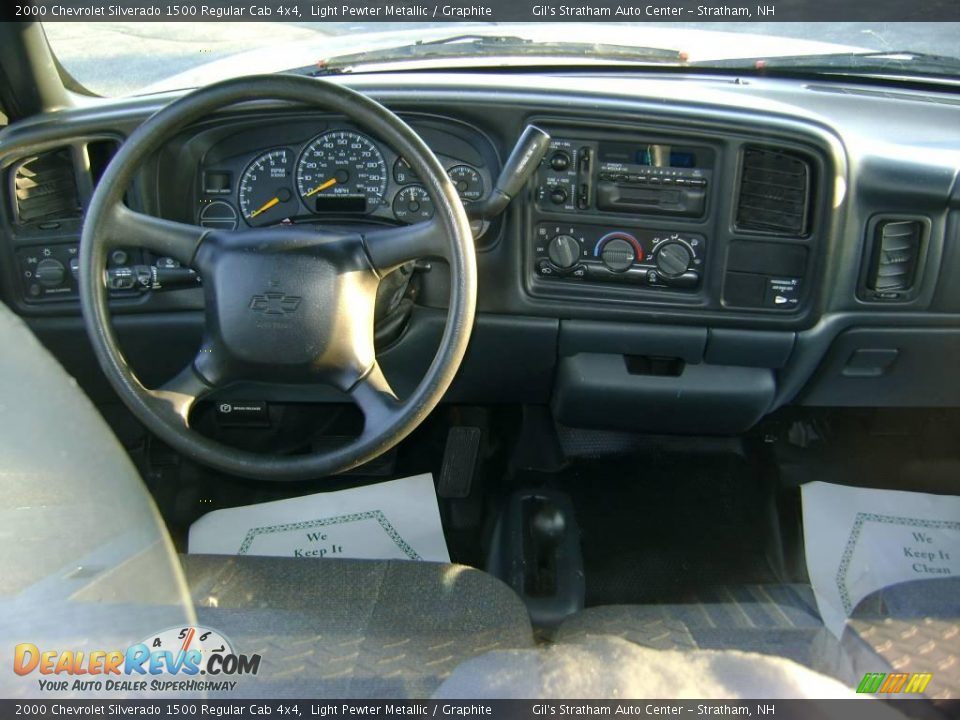 2000 Chevrolet Silverado 1500 Regular Cab 4x4 Light Pewter Metallic / Graphite Photo #10