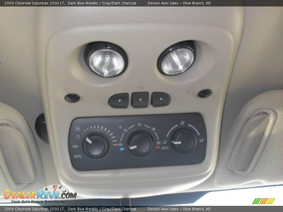 2004 Chevrolet Suburban 1500 LT Dark Blue Metallic / Gray/Dark Charcoal Photo #12