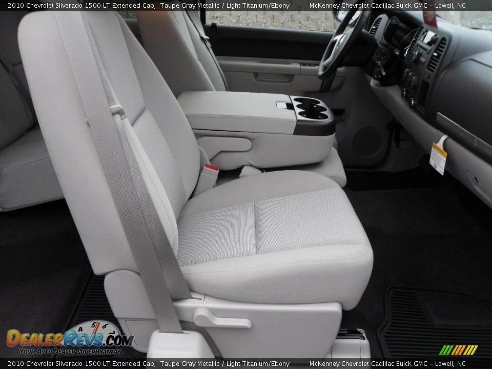 2010 Chevrolet Silverado 1500 LT Extended Cab Taupe Gray Metallic / Light Titanium/Ebony Photo #17