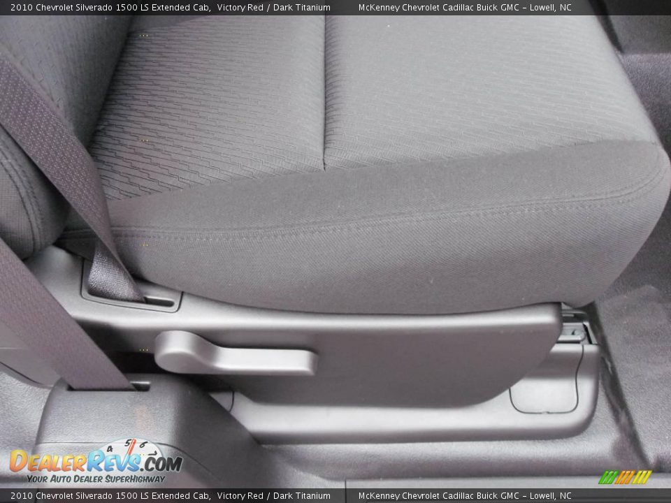 2010 Chevrolet Silverado 1500 LS Extended Cab Victory Red / Dark Titanium Photo #18