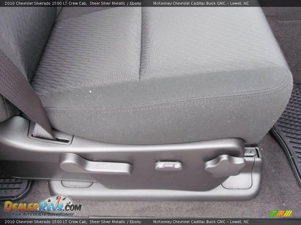2010 Chevrolet Silverado 1500 LT Crew Cab Sheer Silver Metallic / Ebony Photo #17