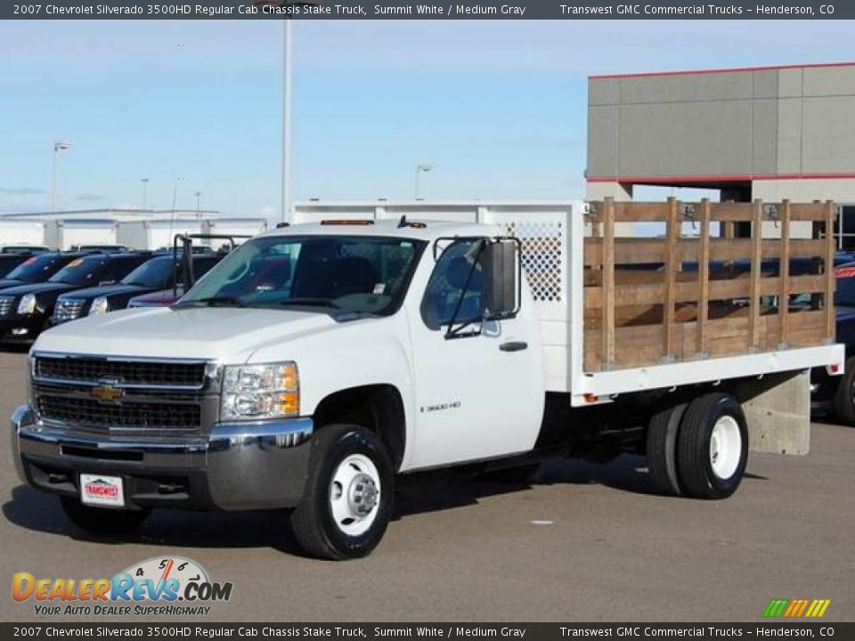 2007 Chevrolet Silverado 3500HD Regular Cab Chassis Stake Truck Summit White / Medium Gray Photo #3