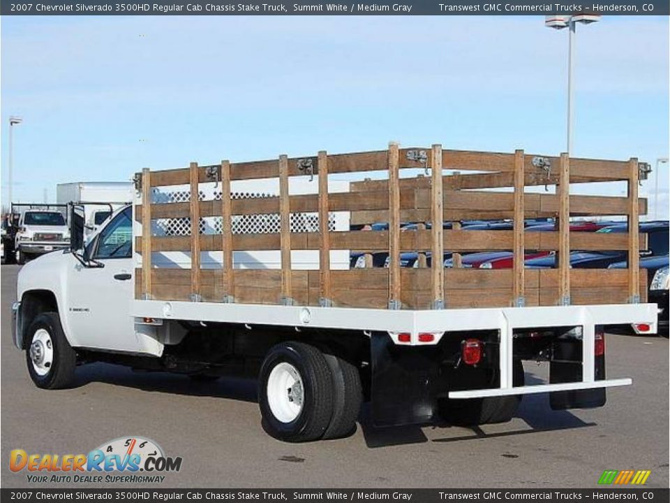 2007 Chevrolet Silverado 3500HD Regular Cab Chassis Stake Truck Summit White / Medium Gray Photo #5