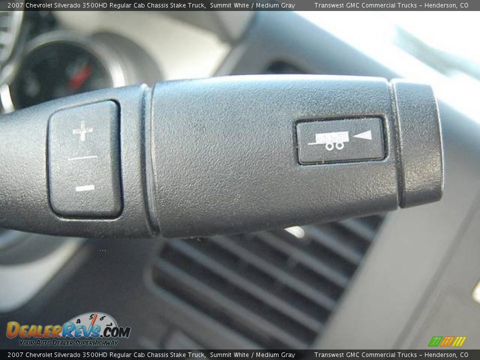 2007 Chevrolet Silverado 3500HD Regular Cab Chassis Stake Truck Summit White / Medium Gray Photo #23