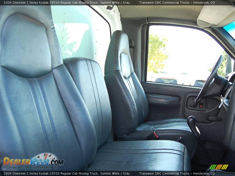 2006 Chevrolet C Series Kodiak C6500 Regular Cab Moving Truck Summit White / Gray Photo #21