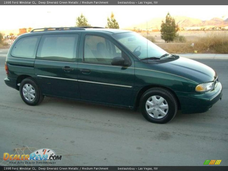 1998 Ford Windstar GL Deep Emerald Green Metallic / Medium Parchment Photo 6