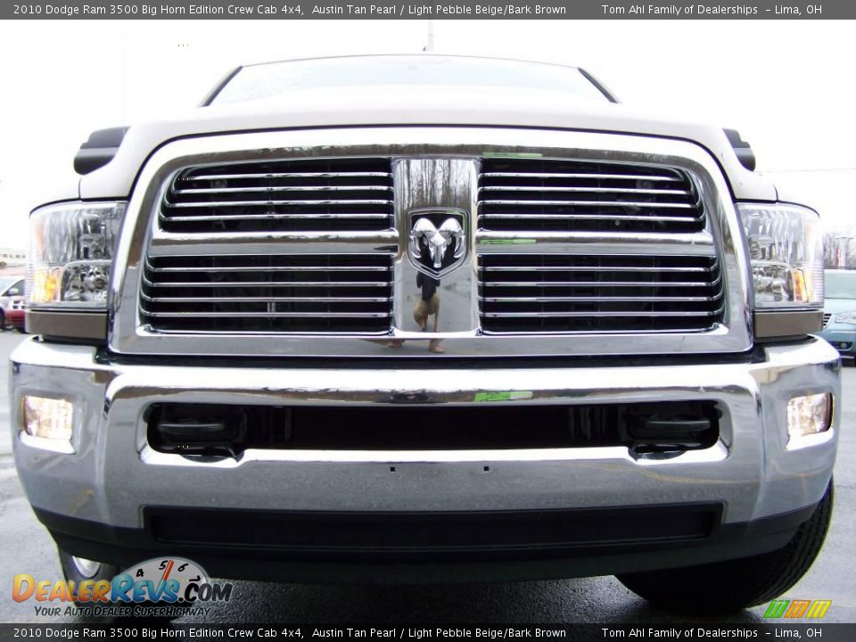 2010 Dodge Ram 3500 Big Horn Edition Crew Cab 4x4 Austin Tan Pearl / Light Pebble Beige/Bark Brown Photo #4