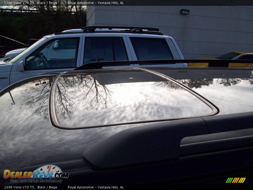 1998 Volvo V70 T5 Black / Beige Photo #10