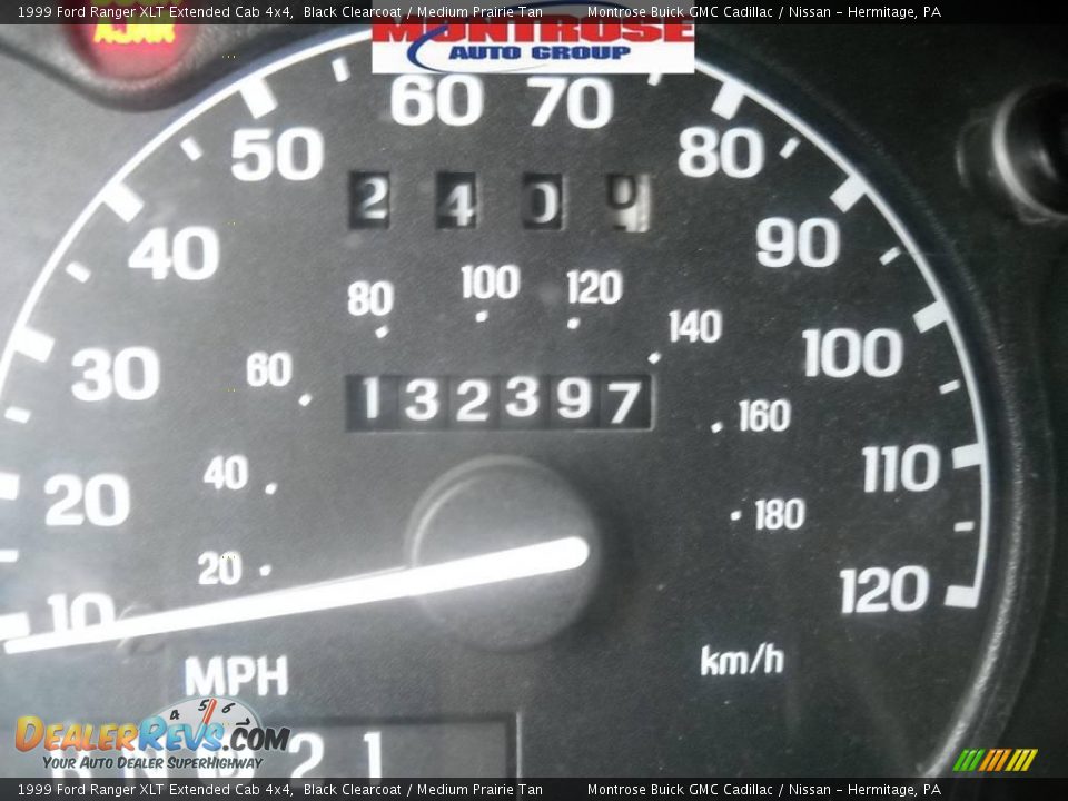 1999 Ford Ranger XLT Extended Cab 4x4 Black Clearcoat / Medium Prairie Tan Photo #30