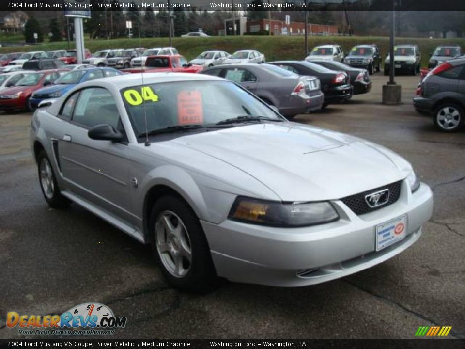 2004 Ford Mustang V6 Coupe Silver Metallic / Medium Graphite Photo #6