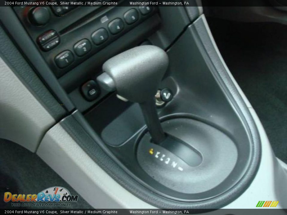 2004 Ford Mustang V6 Coupe Silver Metallic / Medium Graphite Photo #16