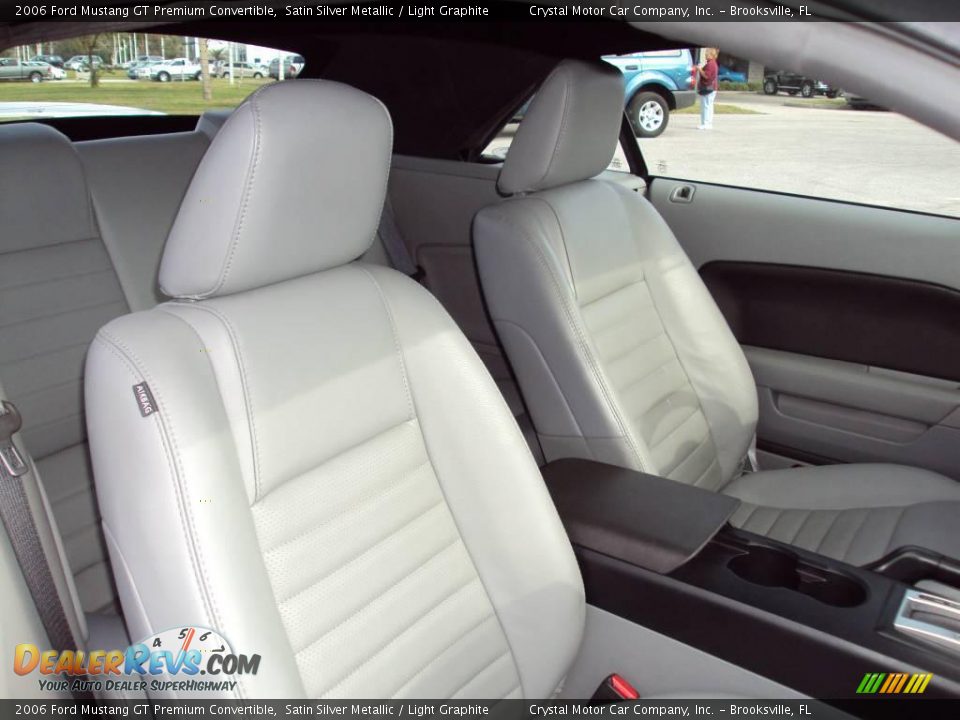 2006 Ford Mustang GT Premium Convertible Satin Silver Metallic / Light Graphite Photo #11