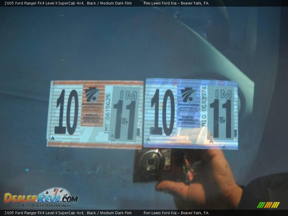 2005 Ford Ranger FX4 Level II SuperCab 4x4 Black / Medium Dark Flint Photo #15