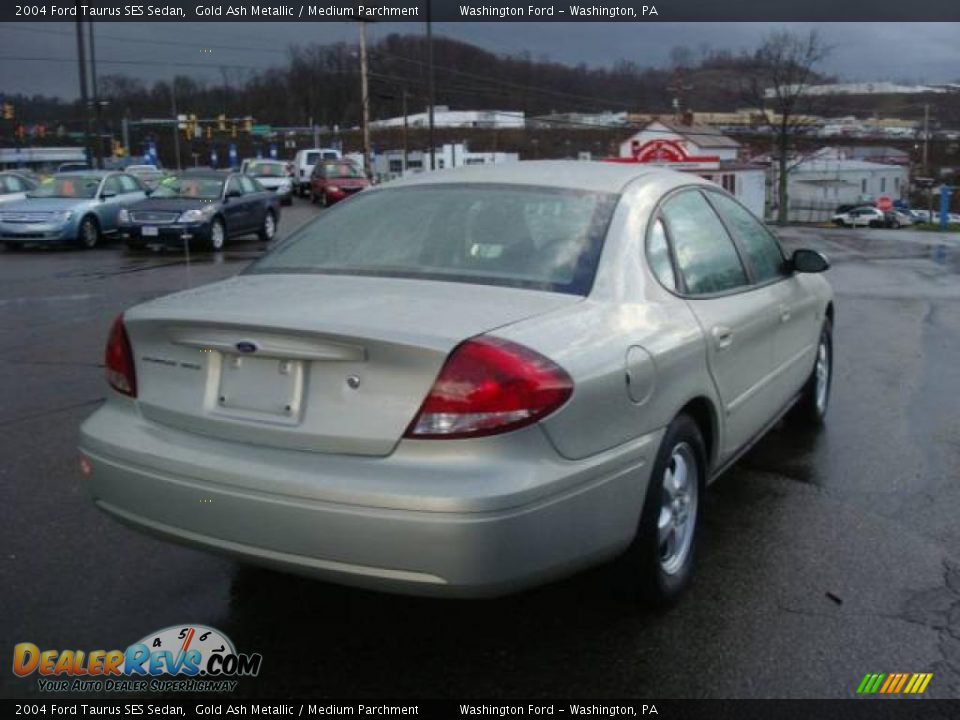 2004 Ford Taurus SES Sedan Gold Ash Metallic / Medium Parchment Photo #4