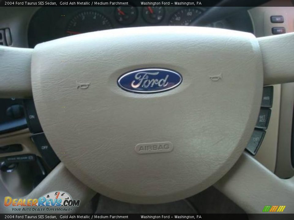 2004 Ford Taurus SES Sedan Gold Ash Metallic / Medium Parchment Photo #16