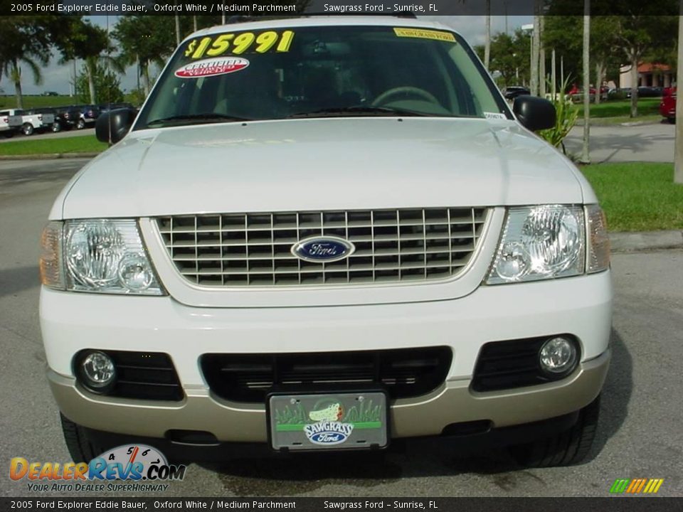 2005 Ford Explorer Eddie Bauer Oxford White / Medium Parchment Photo #9