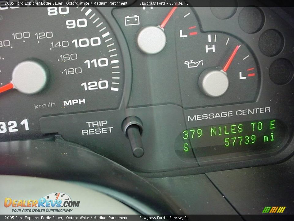 2005 Ford Explorer Eddie Bauer Oxford White / Medium Parchment Photo #18