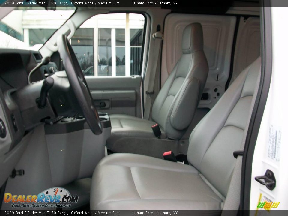 2009 Ford E Series Van E150 Cargo Oxford White / Medium Flint Photo #14