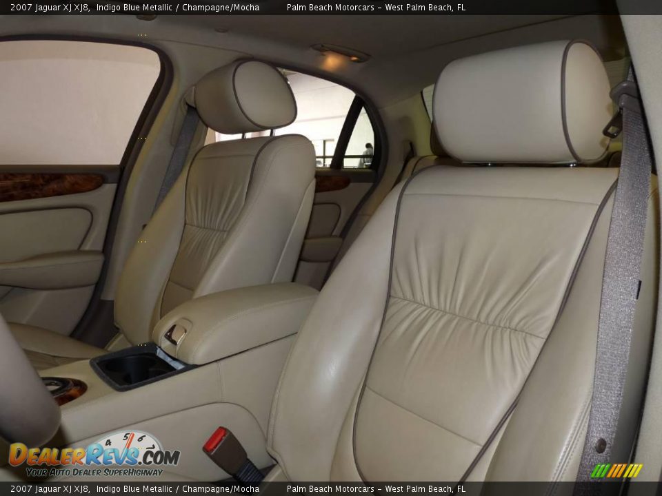 2007 Jaguar XJ XJ8 Indigo Blue Metallic / Champagne/Mocha Photo #20