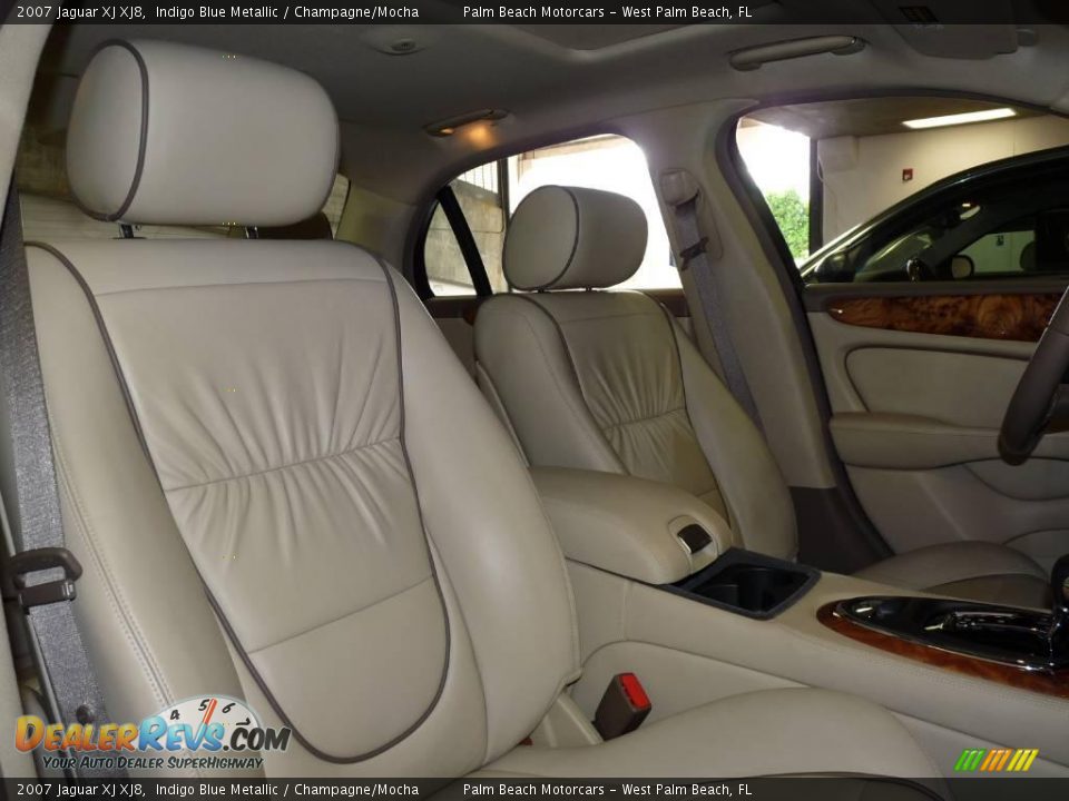 2007 Jaguar XJ XJ8 Indigo Blue Metallic / Champagne/Mocha Photo #29