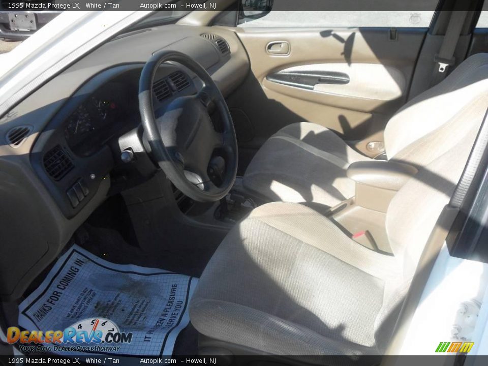 1995 Mazda Protege LX White / Tan Photo #9