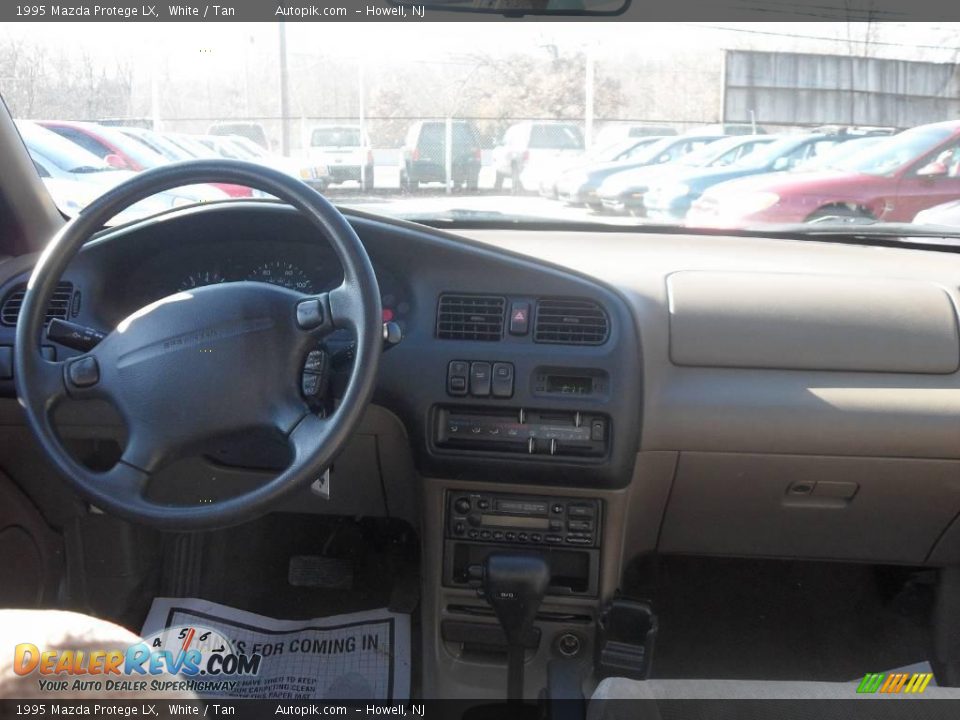 1995 Mazda Protege LX White / Tan Photo #12