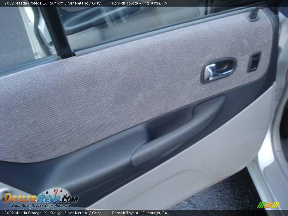 2002 Mazda Protege LX Sunlight Silver Metallic / Gray Photo #13
