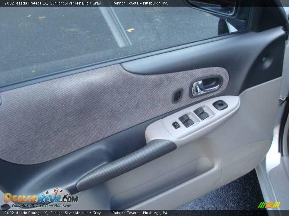 2002 Mazda Protege LX Sunlight Silver Metallic / Gray Photo #14