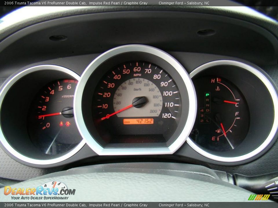 2006 Toyota Tacoma V6 PreRunner Double Cab Impulse Red Pearl / Graphite Gray Photo #19