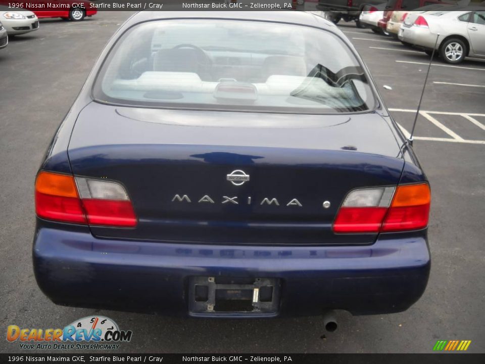 1996 Nissan Maxima GXE Starfire Blue Pearl / Gray Photo #3