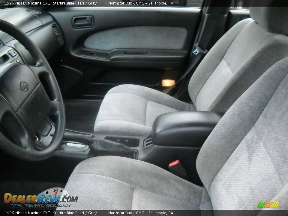 1996 Nissan Maxima GXE Starfire Blue Pearl / Gray Photo #8