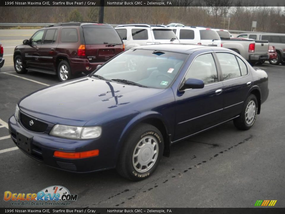 1996 Nissan Maxima GXE Starfire Blue Pearl / Gray Photo #13