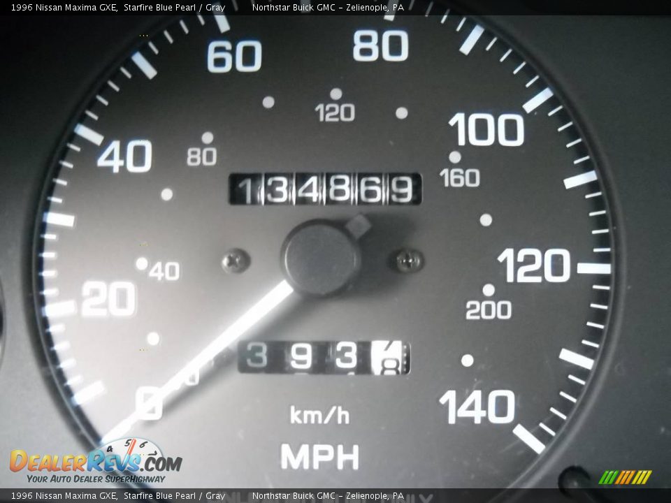 1996 Nissan Maxima GXE Starfire Blue Pearl / Gray Photo #20