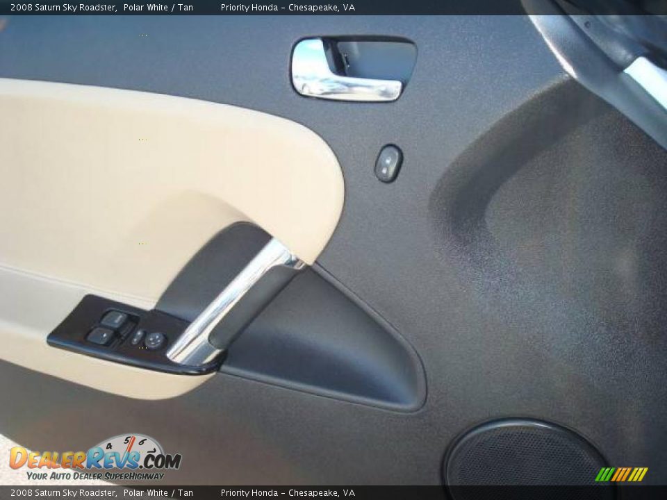 2008 Saturn Sky Roadster Polar White / Tan Photo #13