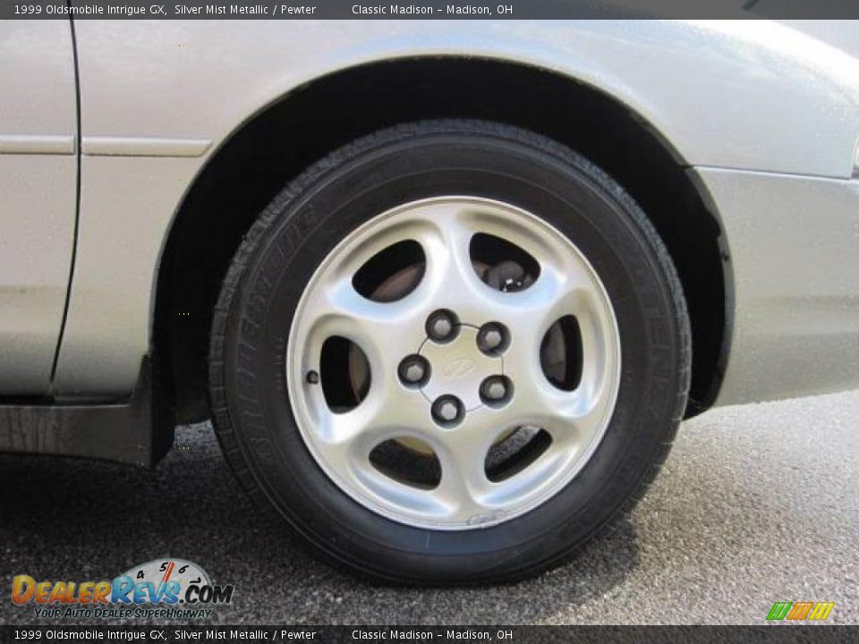 1999 Oldsmobile Intrigue GX Silver Mist Metallic / Pewter Photo #10