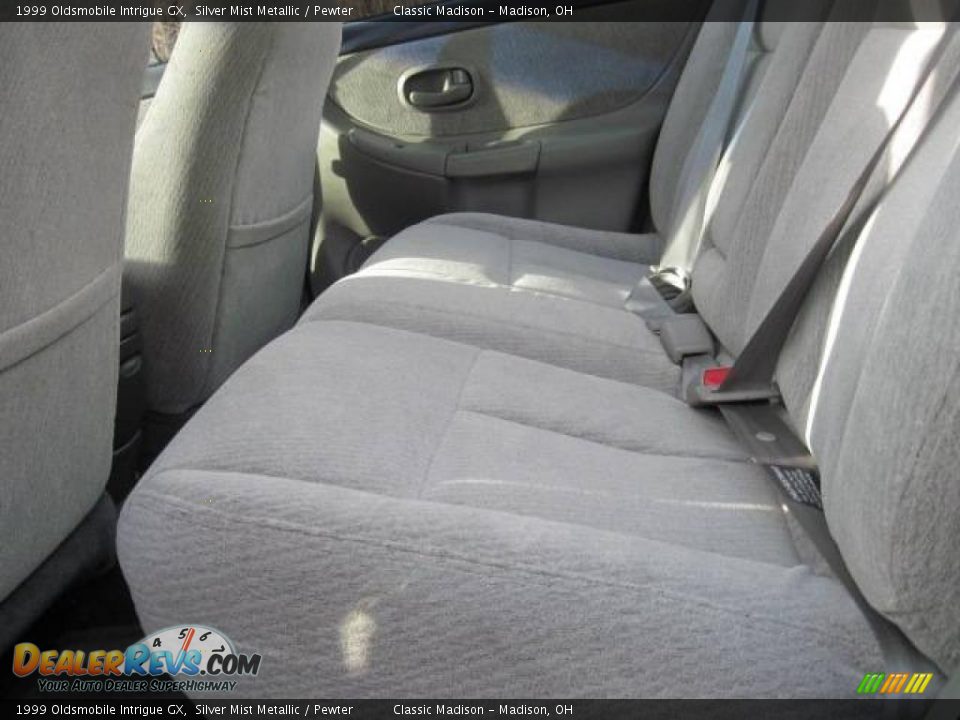 1999 Oldsmobile Intrigue GX Silver Mist Metallic / Pewter Photo #15